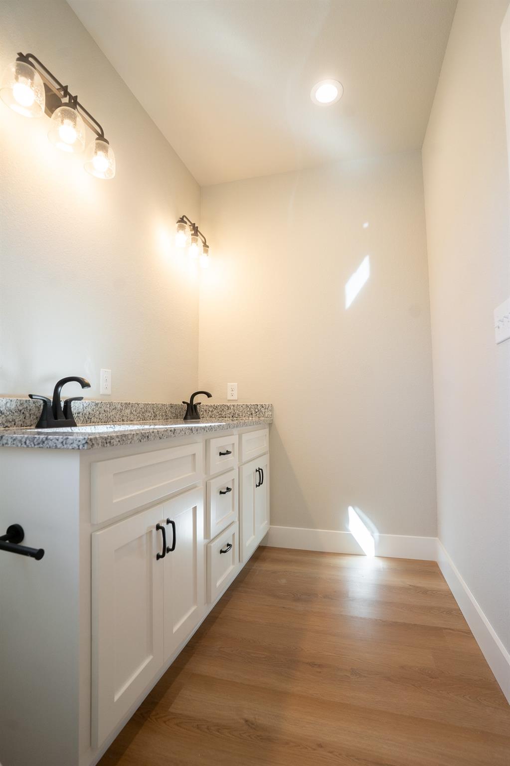 Home photo 12